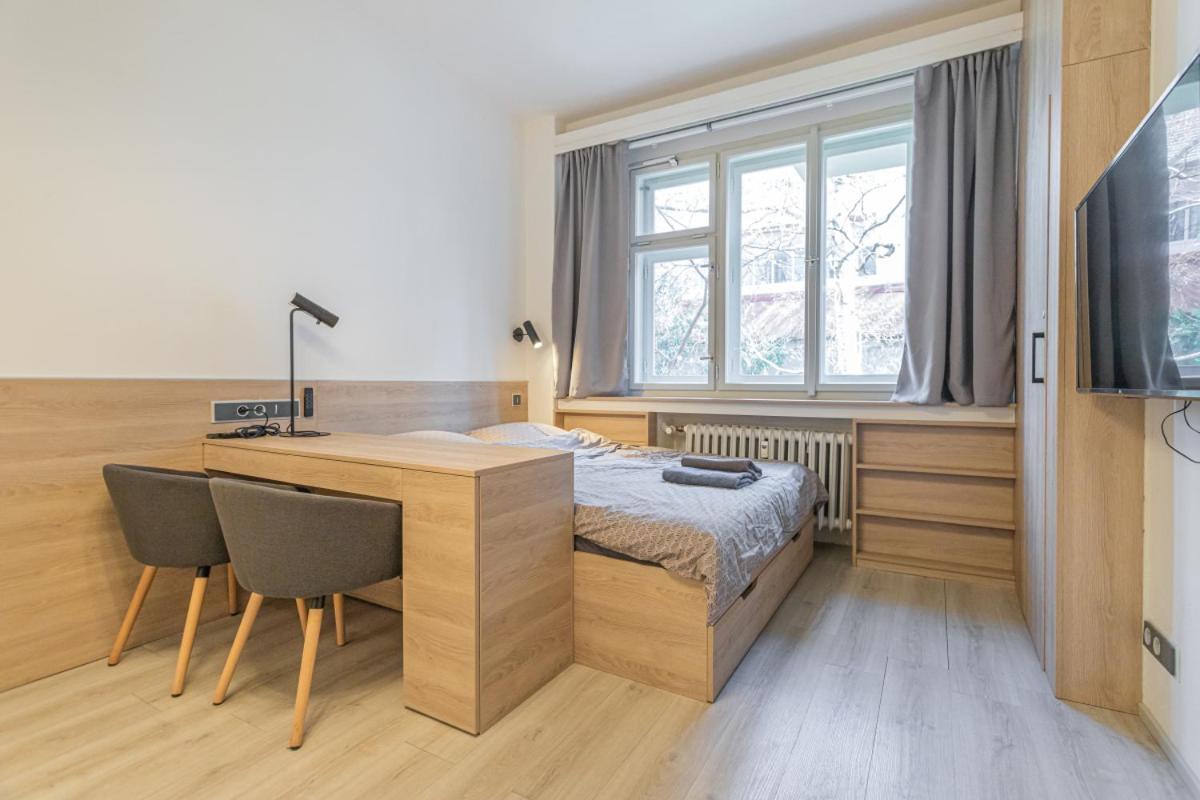 Business Studio Andel, 10 Min To Centre, Netflix, Paid Parking Prague Extérieur photo