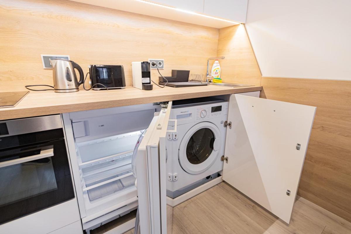 Business Studio Andel, 10 Min To Centre, Netflix, Paid Parking Prague Extérieur photo